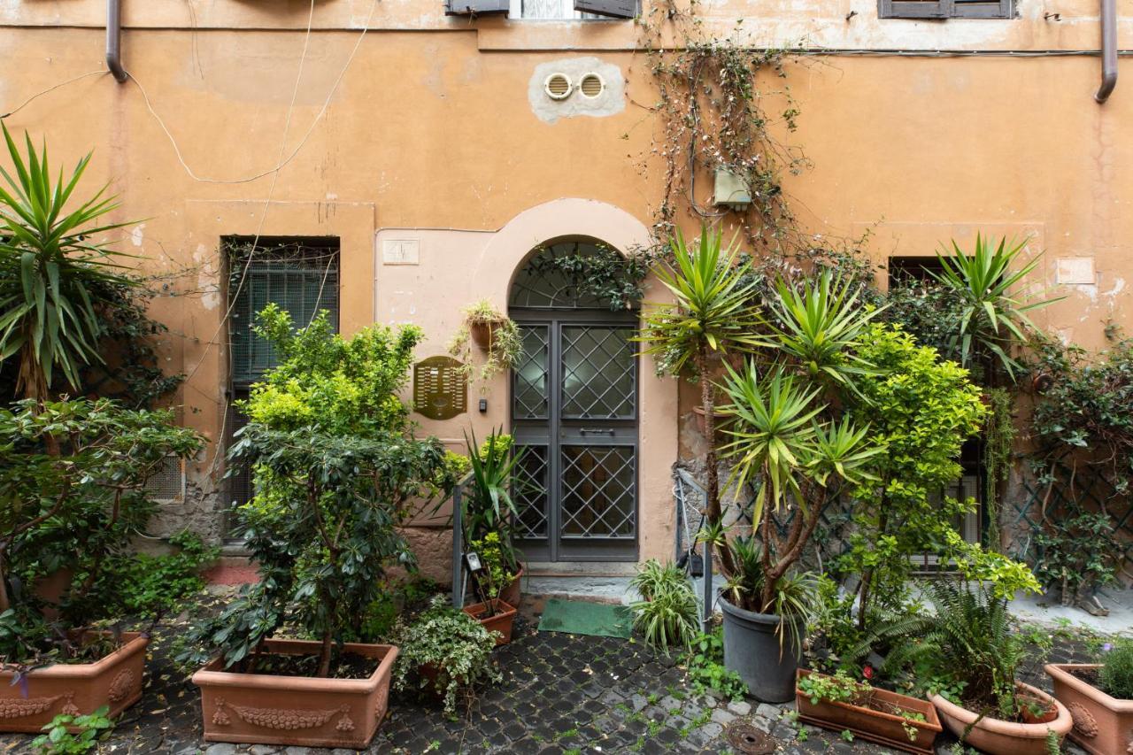 شقة روما  في Iflat Small Studio In The Heart Of Trastevere المظهر الخارجي الصورة